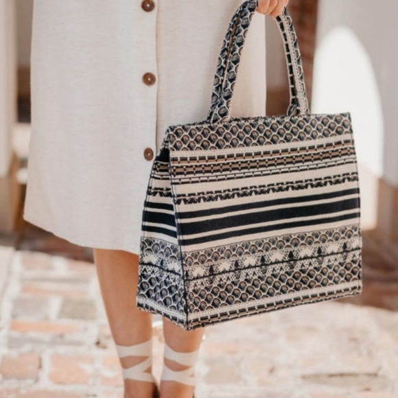 MANGO Patterned Navy and Cream Tote Bag - Picture 1 of 6